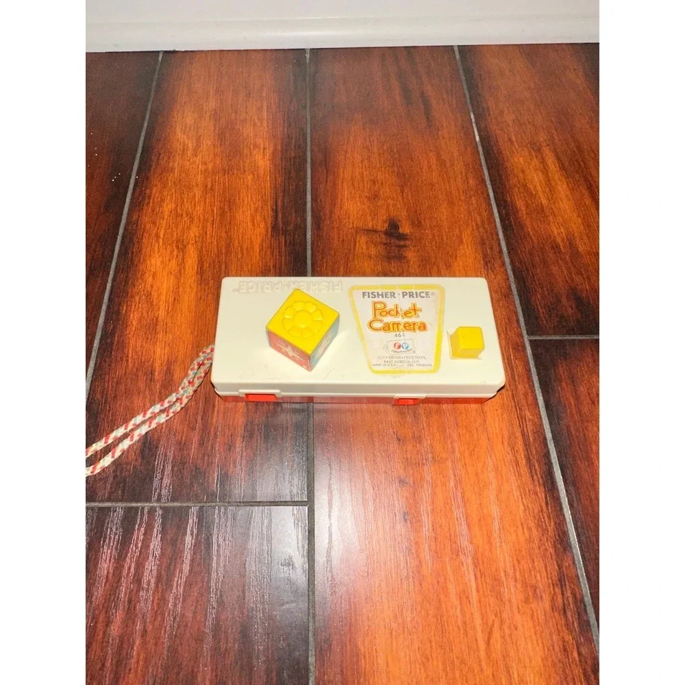 Vintage‎ 1974 Fisher Price Pocket Camera, 46,